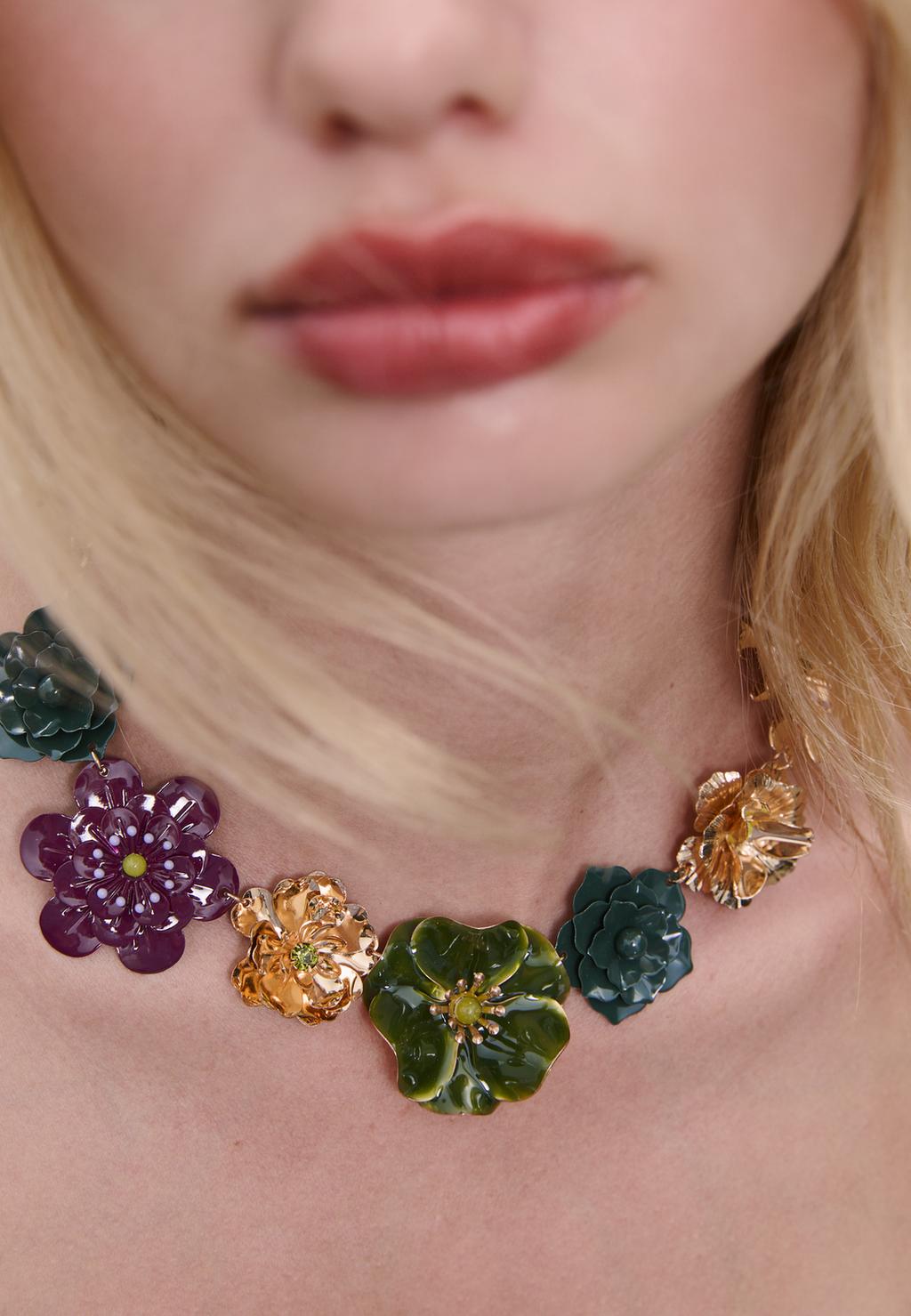 Collar multi flores esmalte