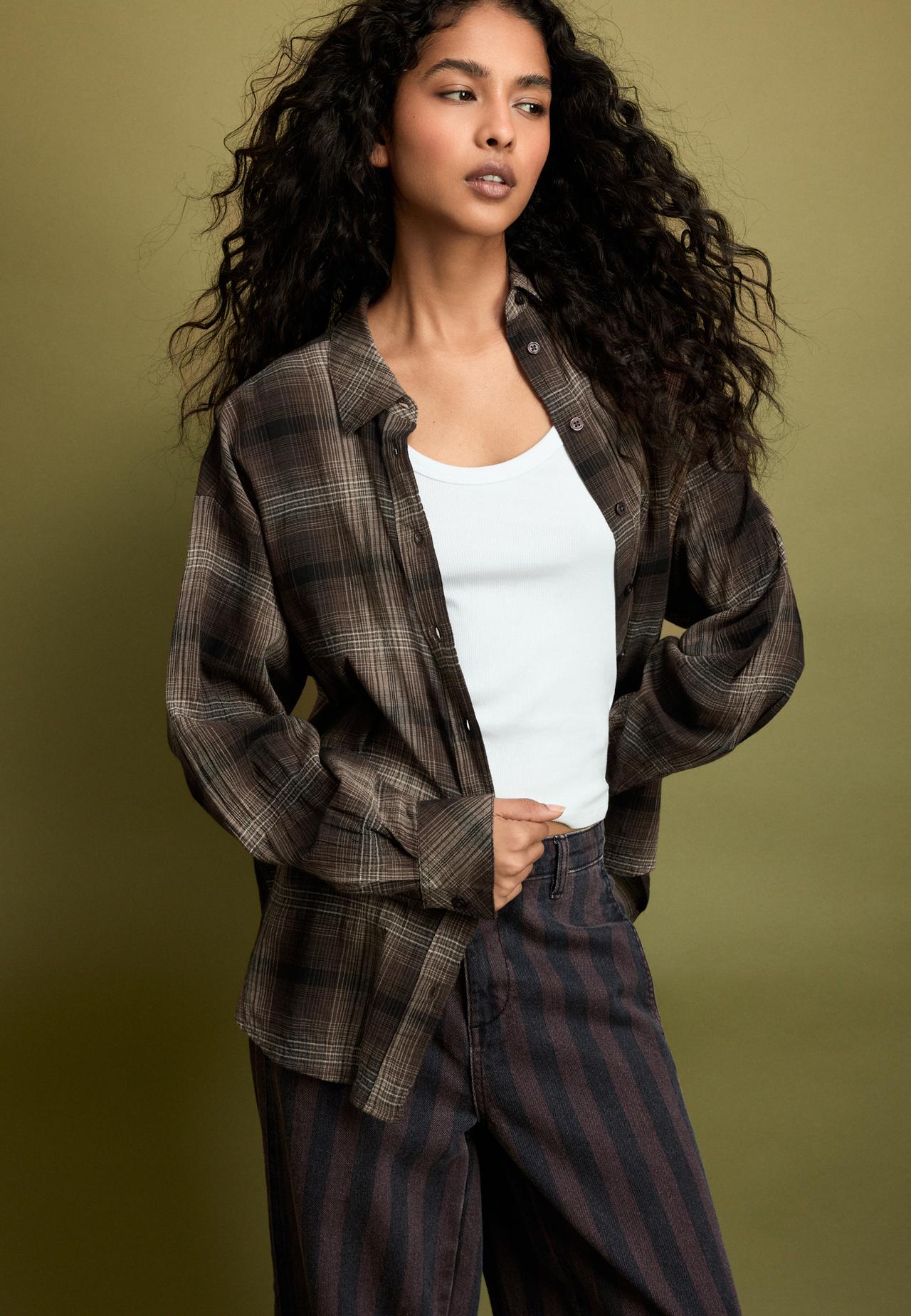 Adjustable regular shirt — Brown