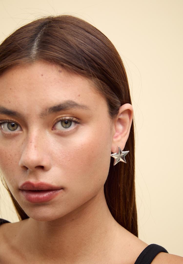 set of 2 pairs of moon and star earrings