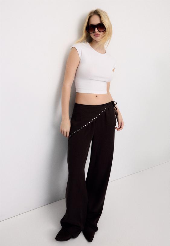 maglietta cropped basica aderente