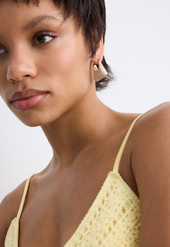 set de 2 pendientes aro enamel