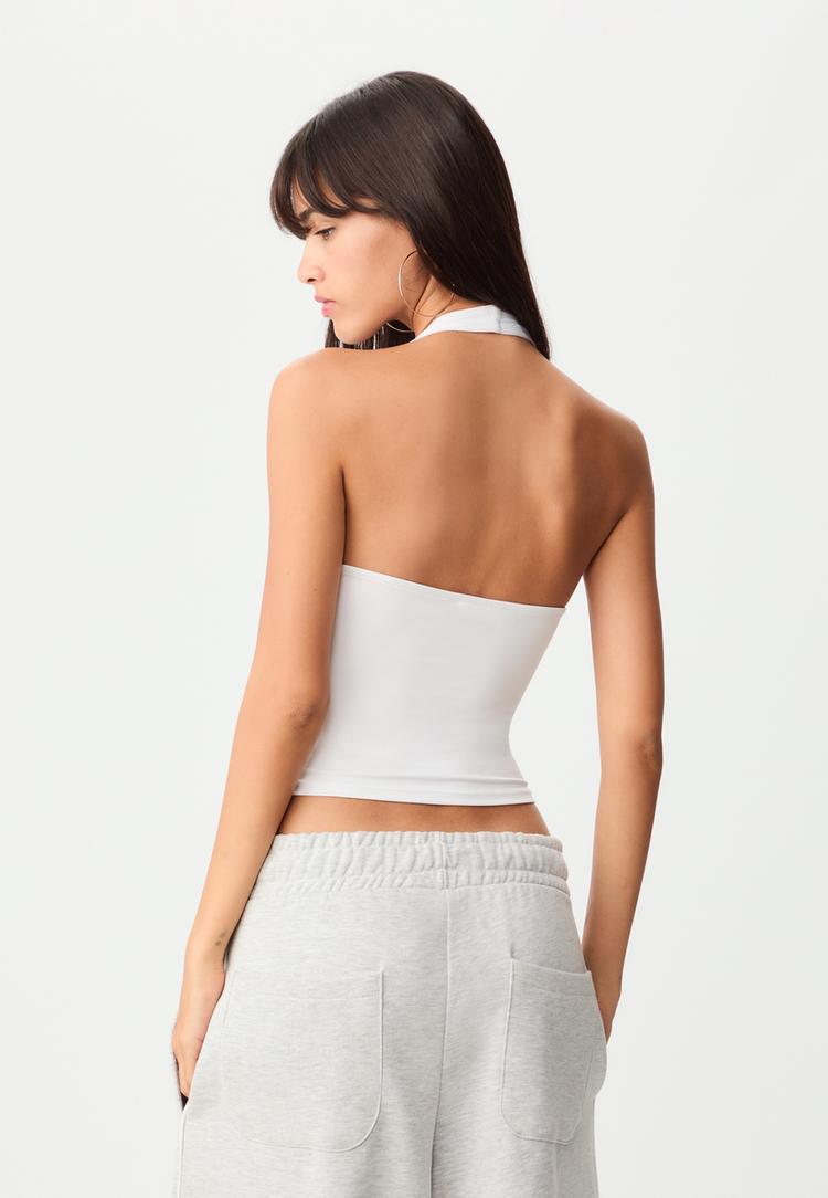 camiseta cuello halter