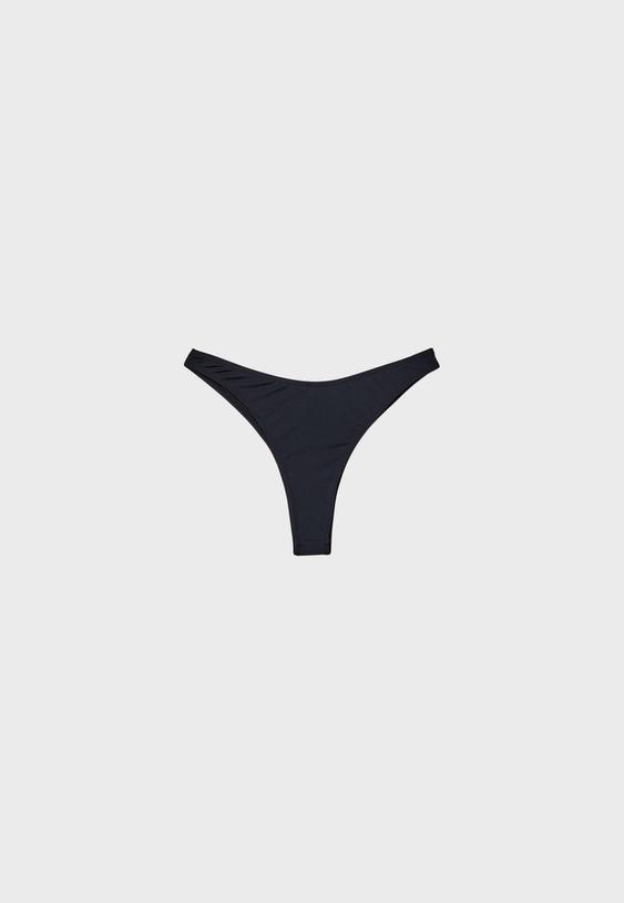 V kesim Brezilya model bikini altı_2