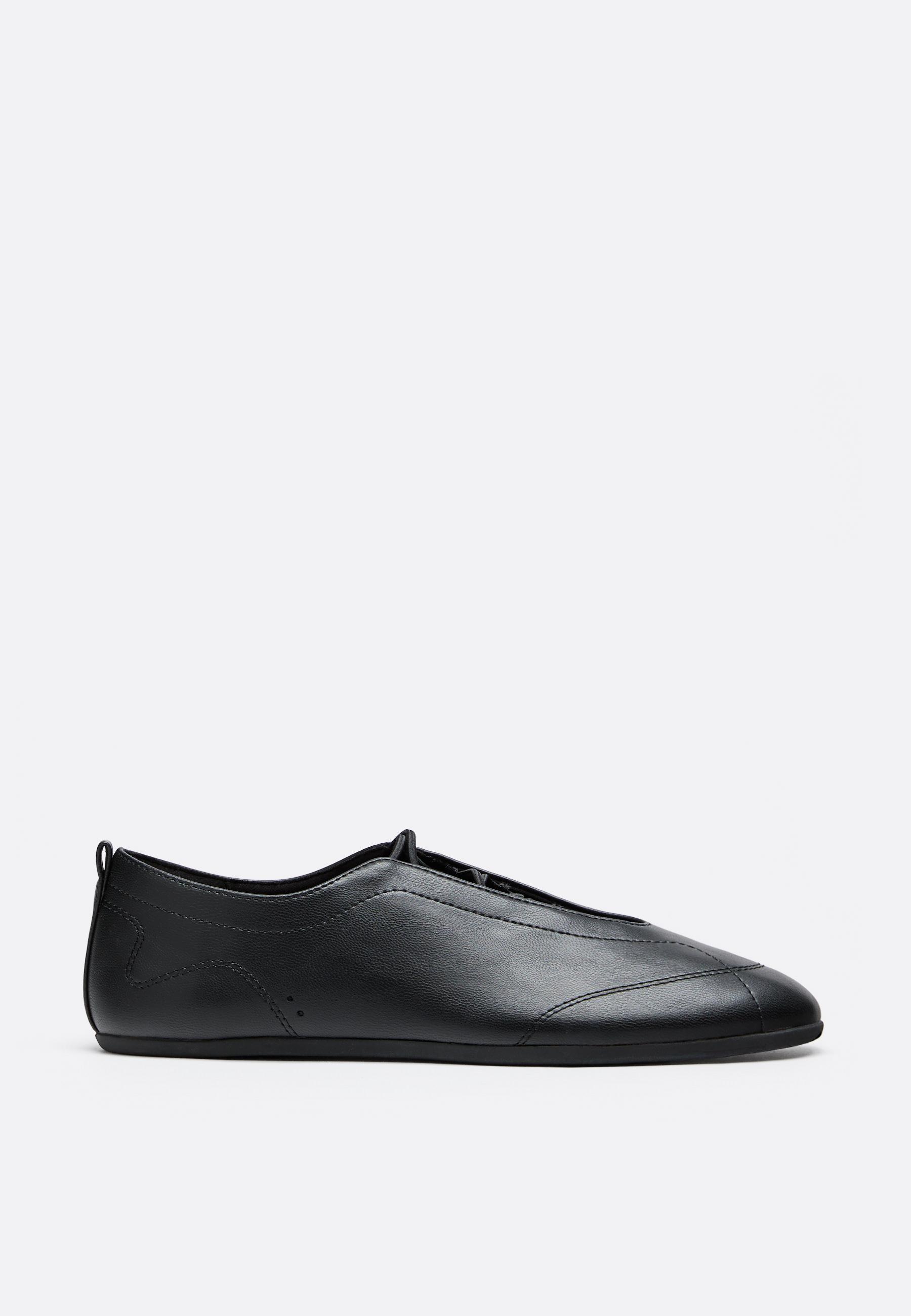 Stradivarius Ekstra esnek bantlı sneaker görsel 3