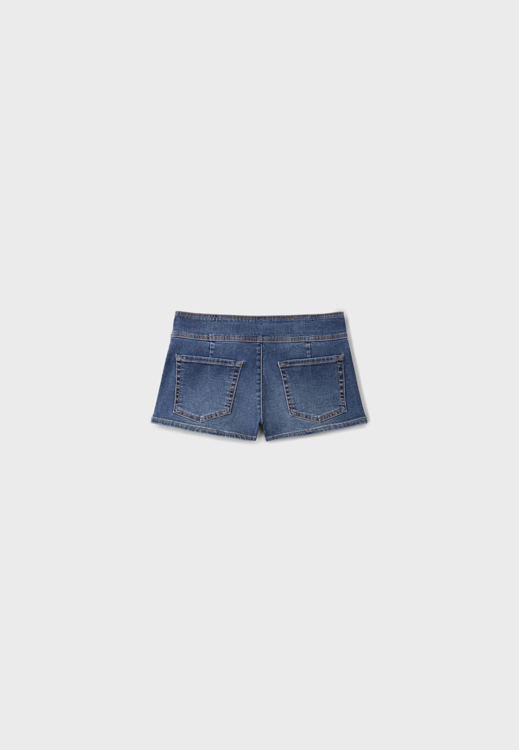 Button denim shorts — MEDIUM DENIM WASH