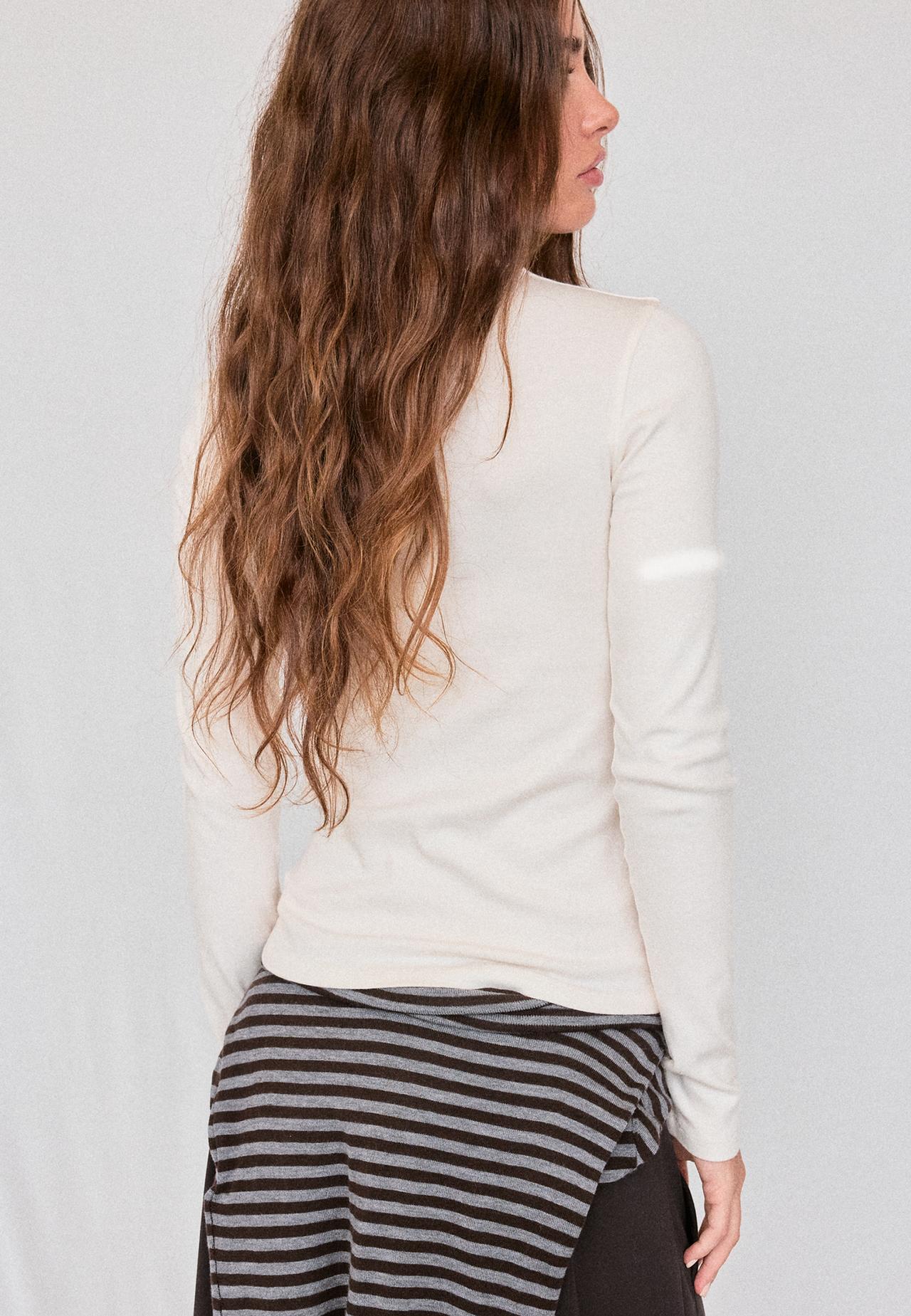 Basic long sleeve T-shirt — Ecru
