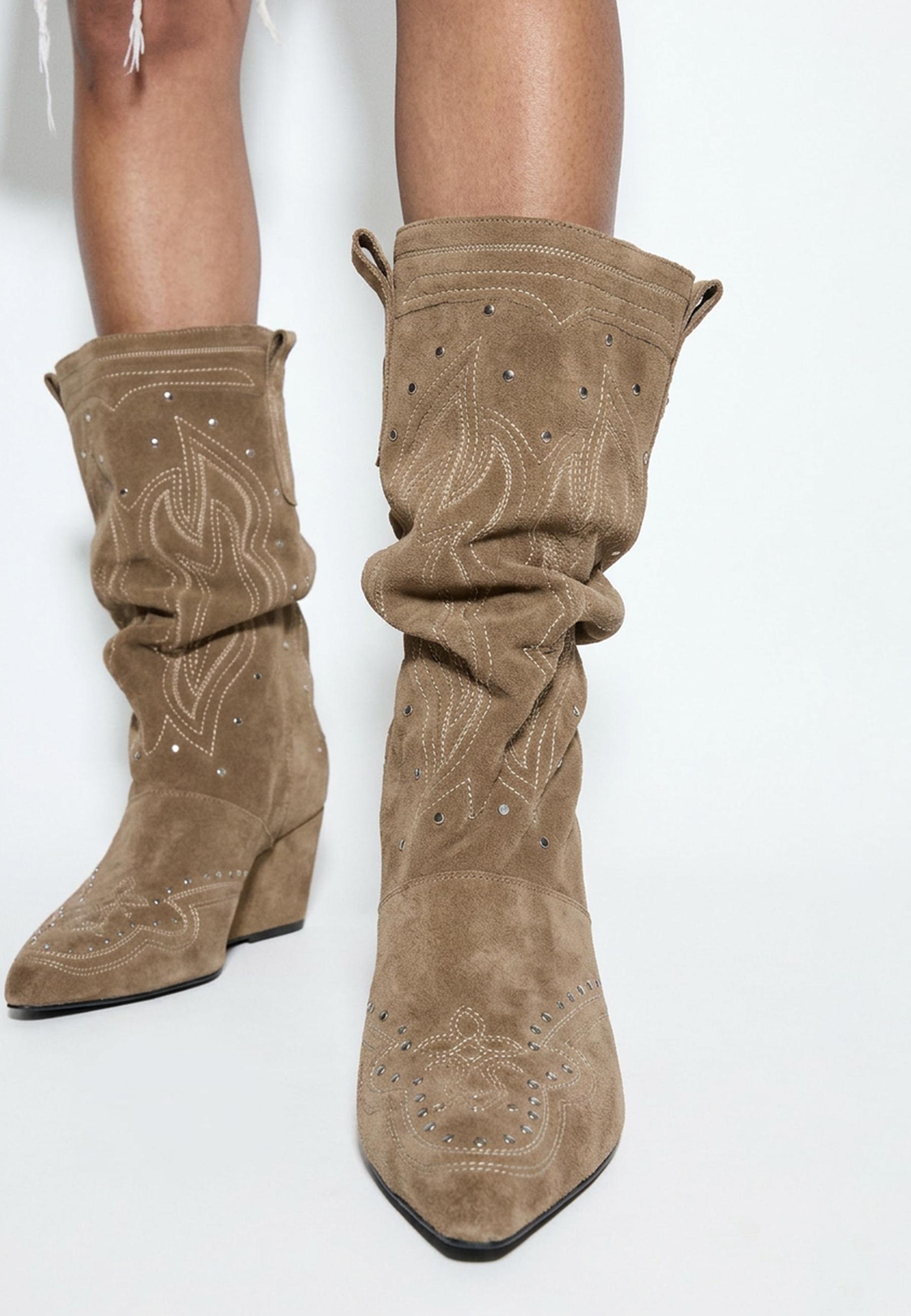 Leather wedge heel boots — BEIGE
