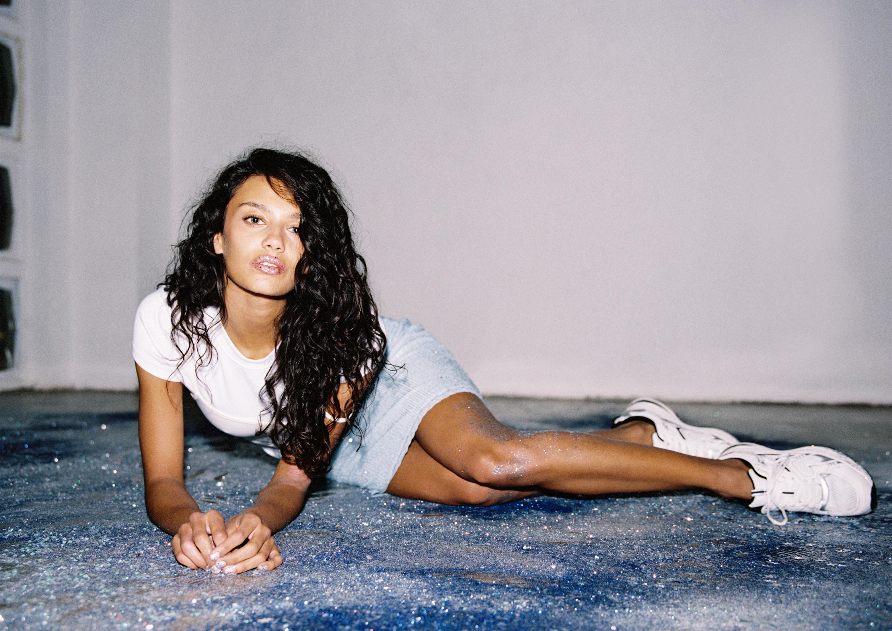 Sequin midi skirt — Sky blue
