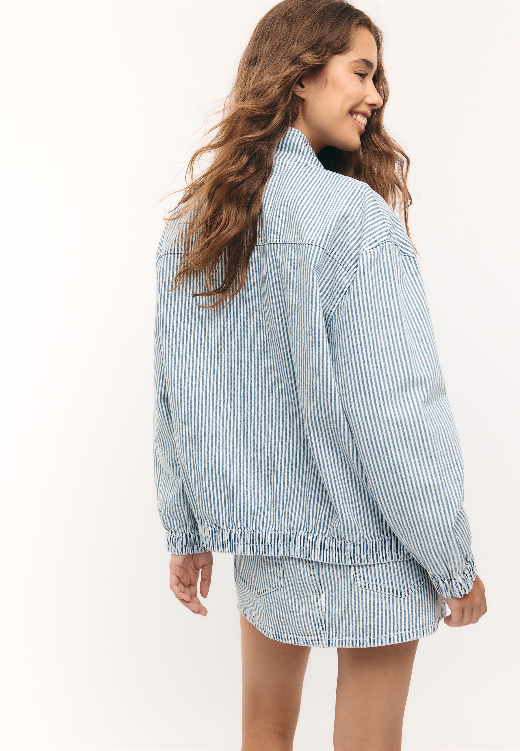 Çizgili denim ceket - Görsel 9
