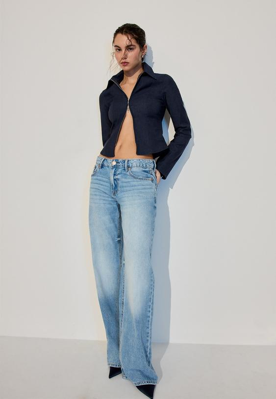 d91-jeans-mit-tiefem-weitem-bein