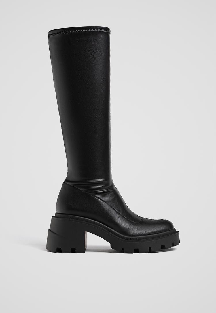 plateaustiefel-mit-absatz