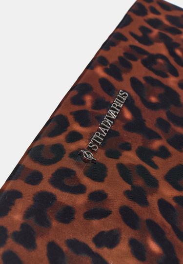 Flat leopard print wash bag — Brown 3