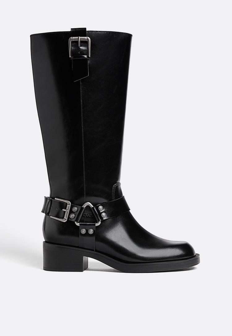 flat distressed boots with buckles