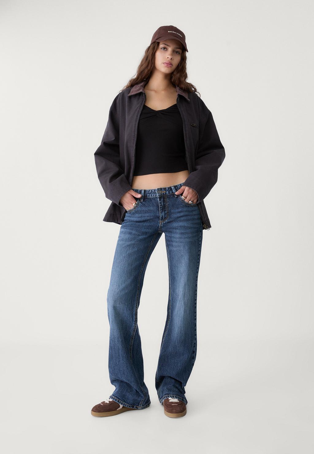 Low-waist flare jeans