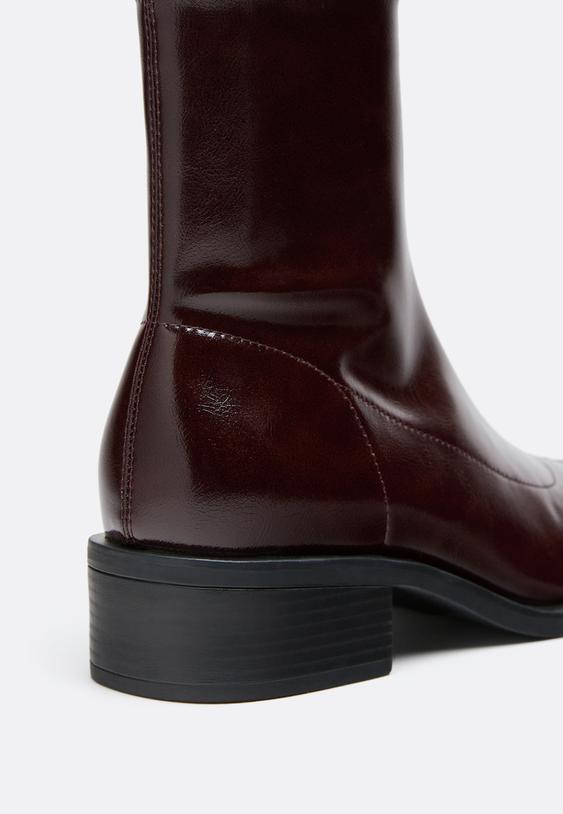 Stradivarius Flat Stretch Ankle Boots Burgundy 5