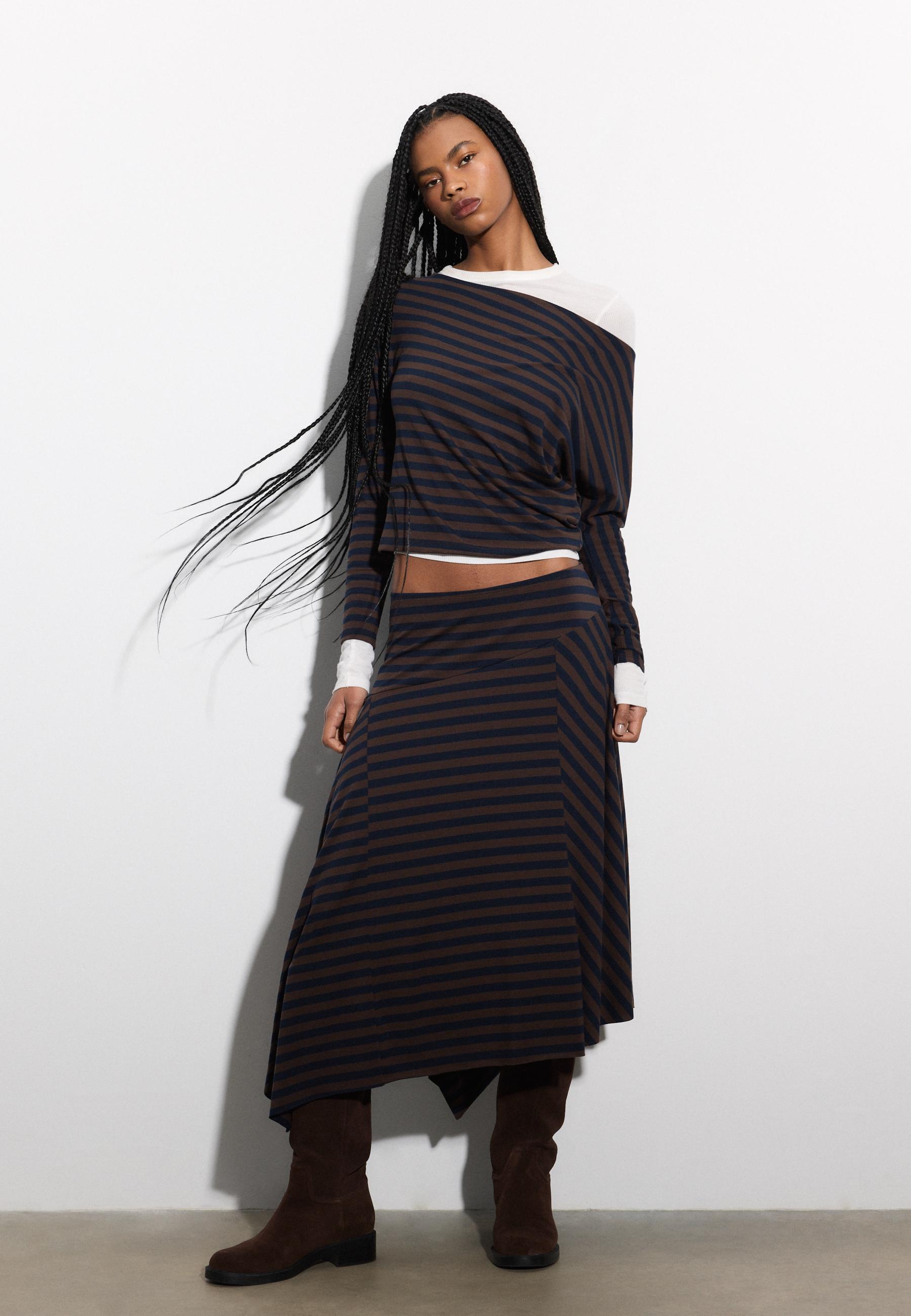 Asymmetric Striped Long Skirt — Navy blue