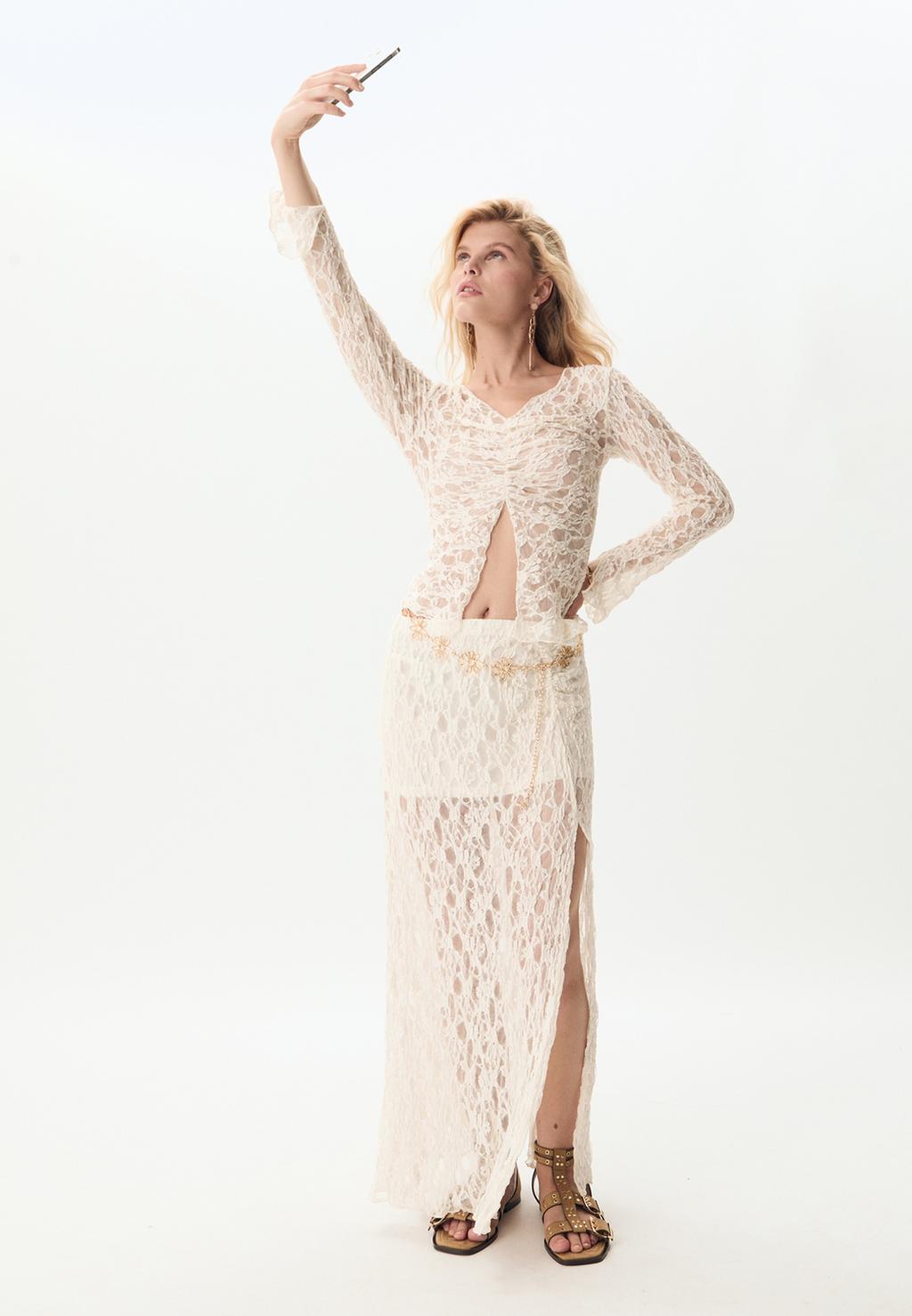 Falda midi blonda frunce