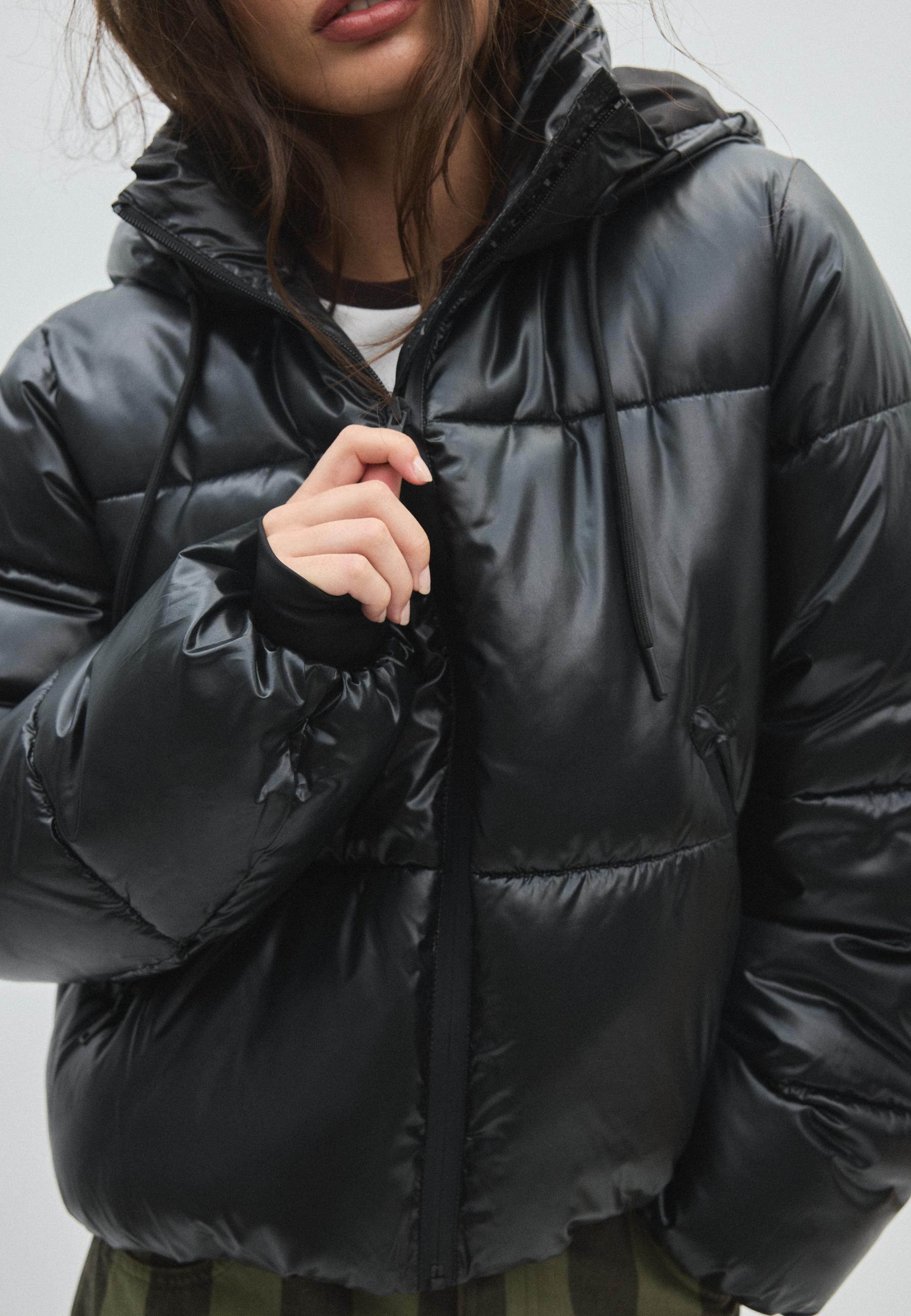 Metallic hooded puffer jacket — Black