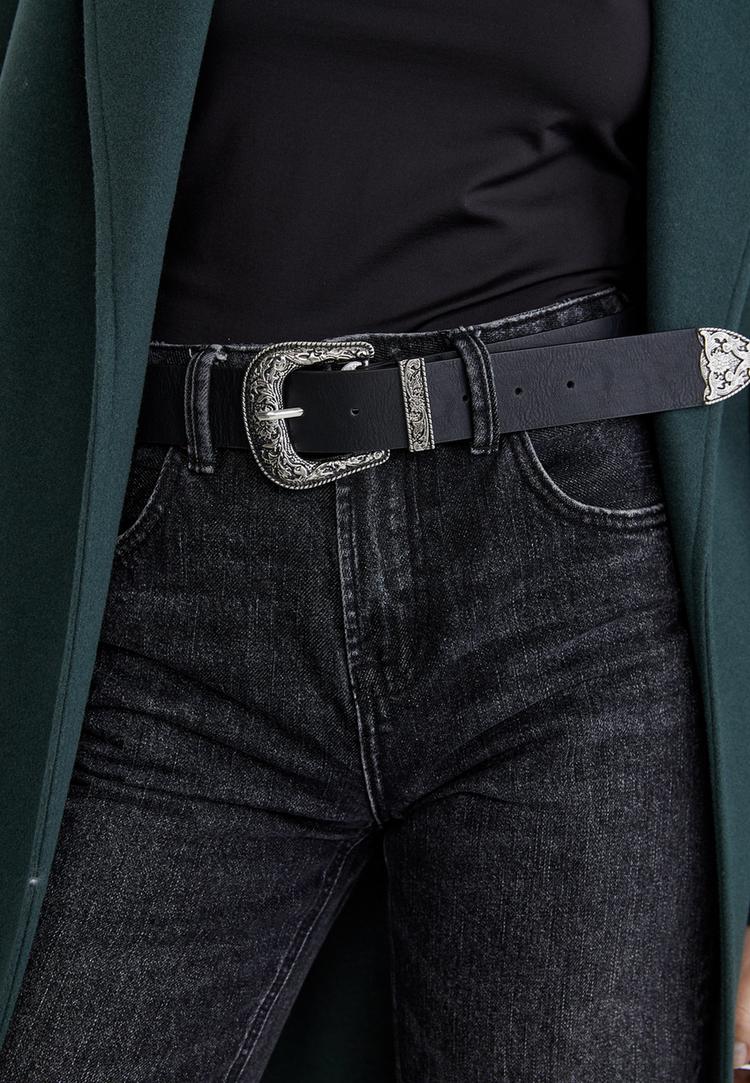 wide cowboy style belt
