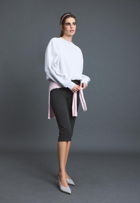 basic sweatshirt
