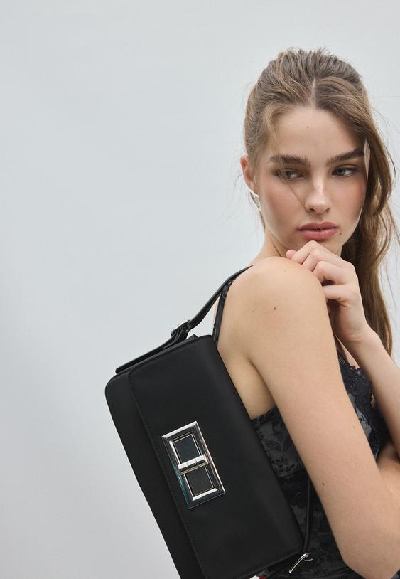 Stradivarius Shoulder Bag With Metal Closure Black Os