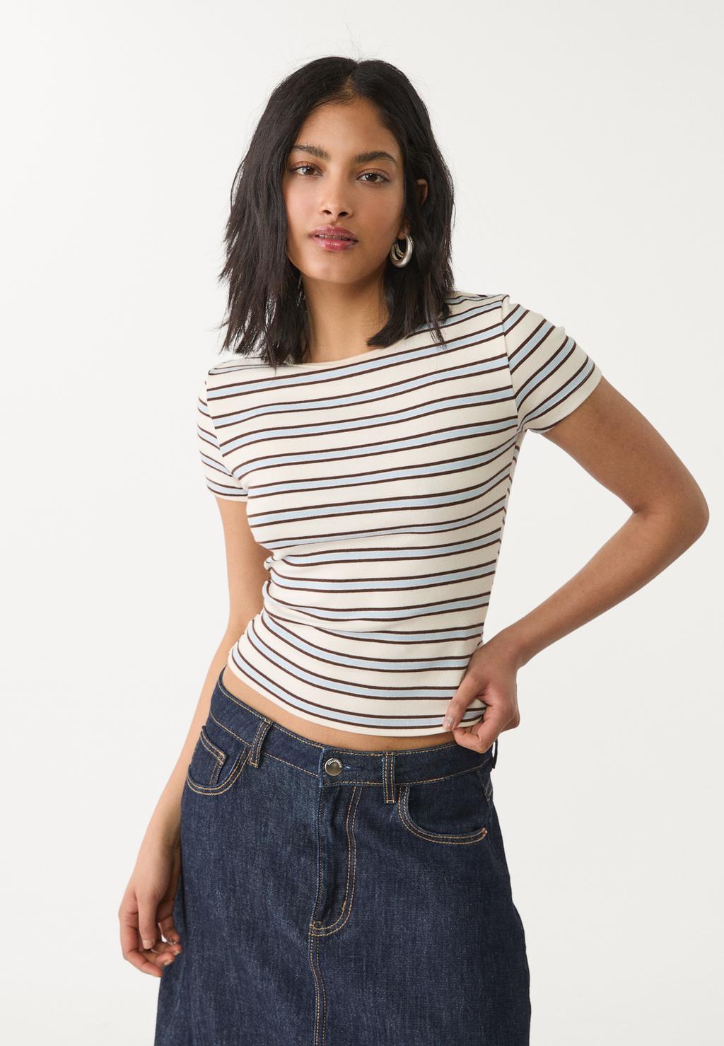 Basic-T-Shirt im Slim-Fit mit Streifen