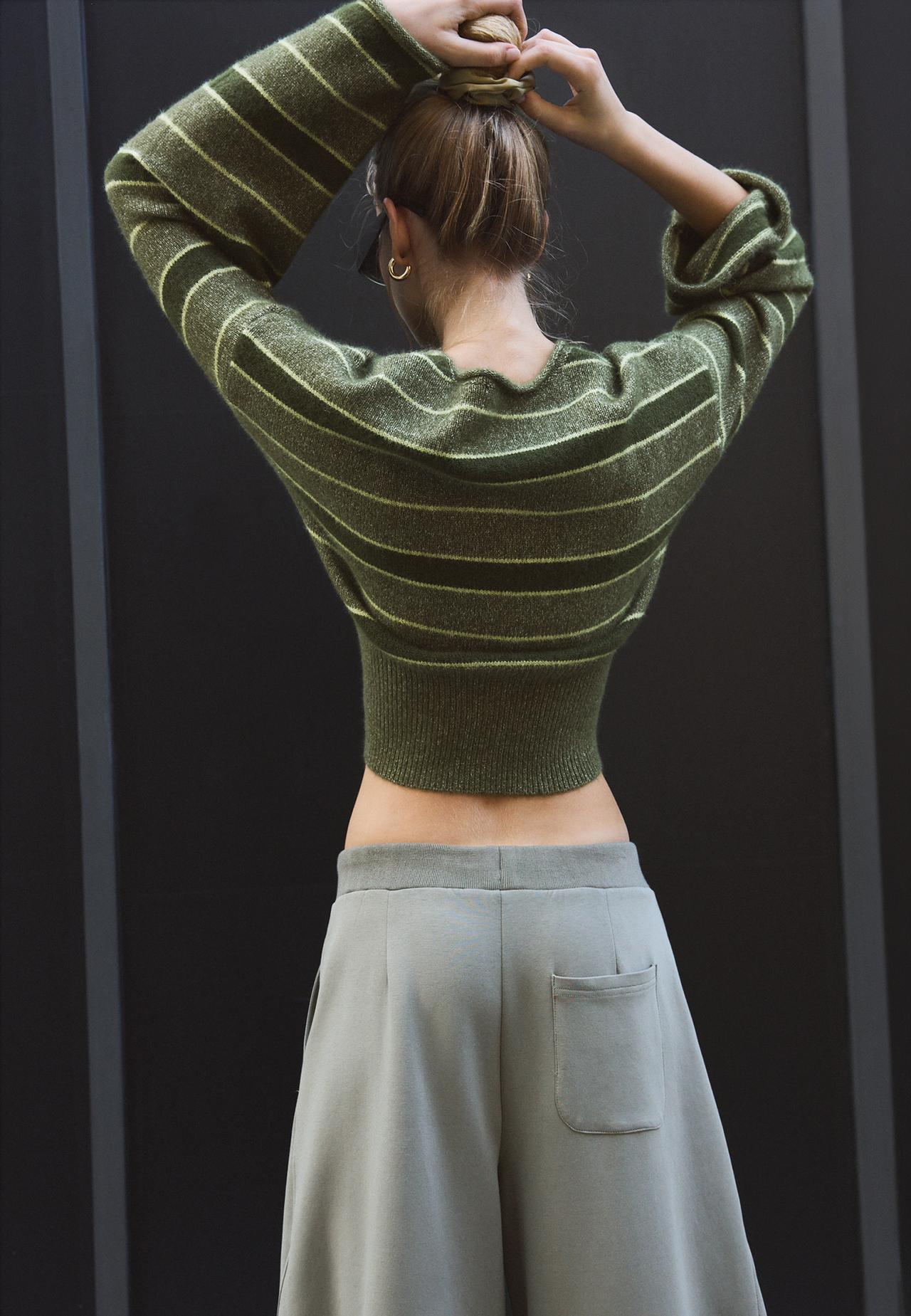 Wide-leg barrel jogger trousers — Brown