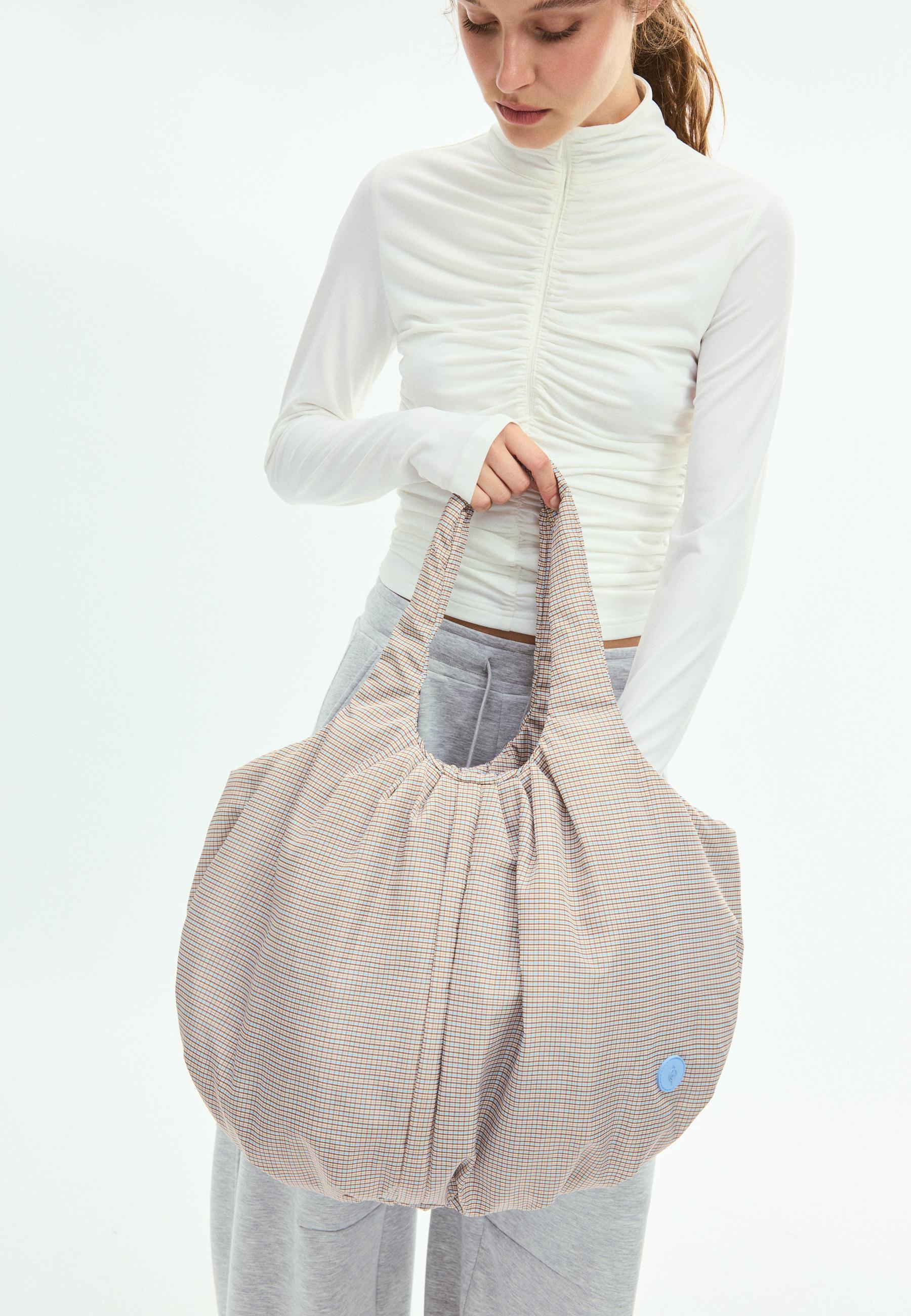 Quilted maxi bag — Sky blue