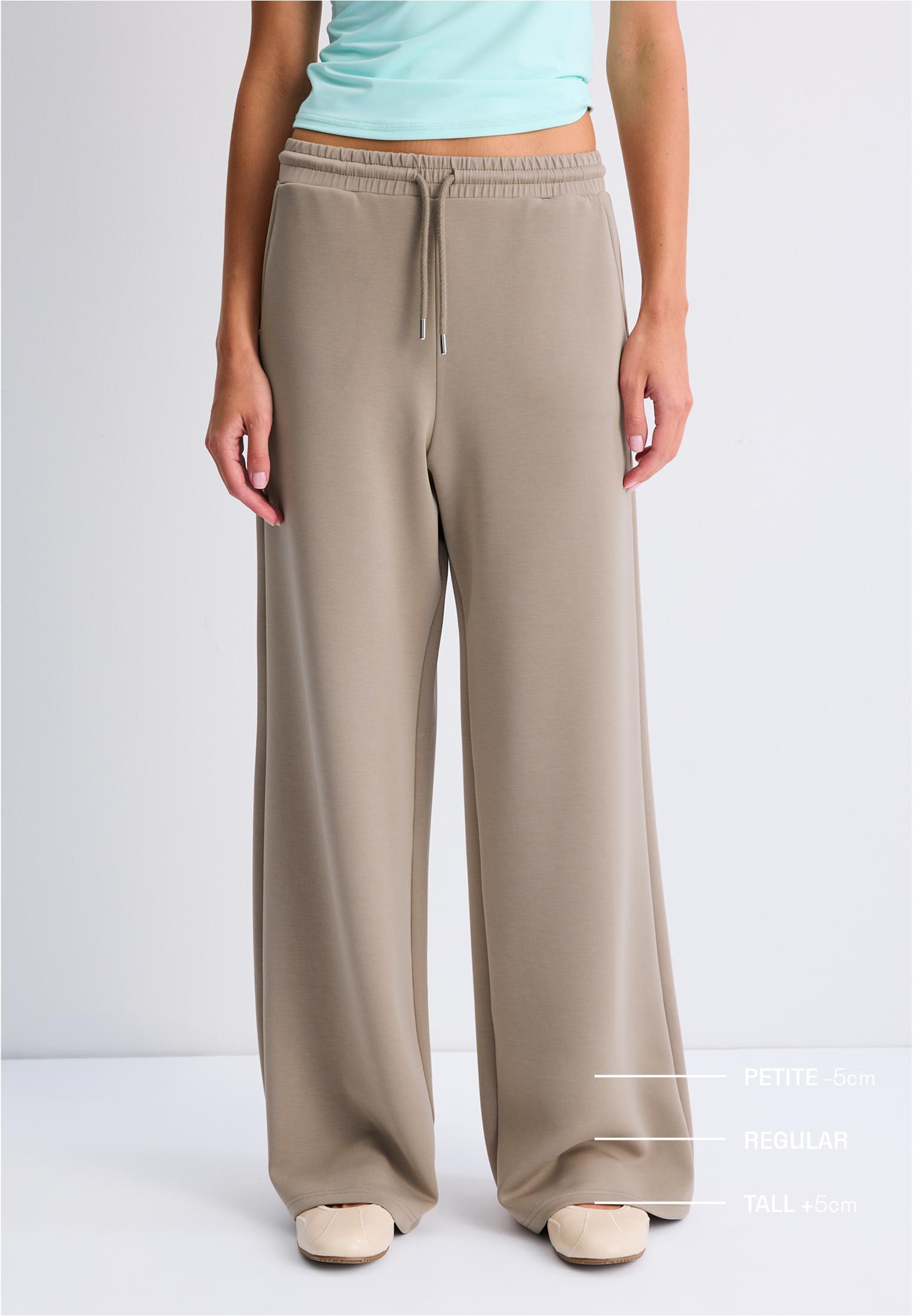 Soft-touch palazzo joggers — Beige