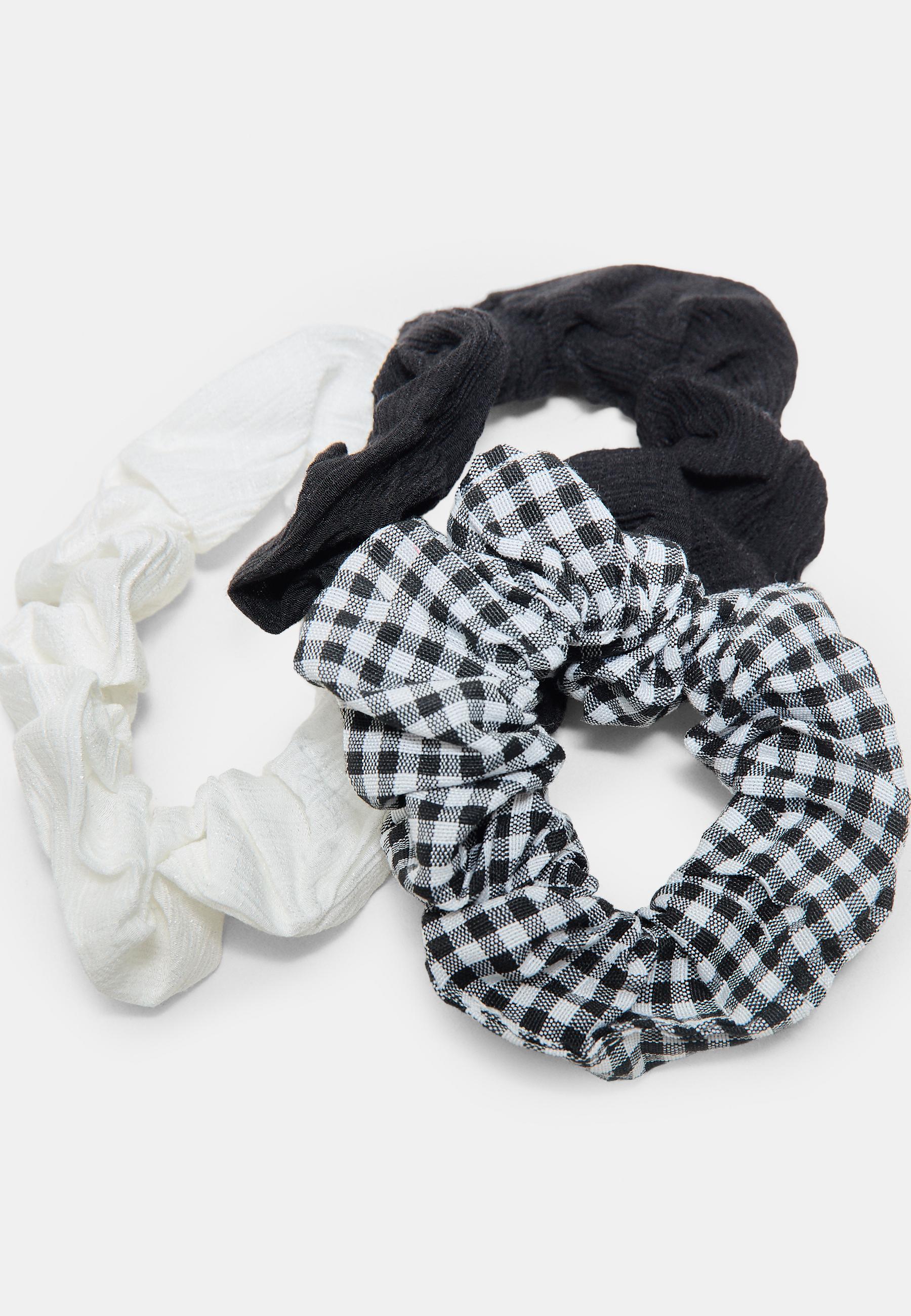 Set of 3 gingham scrunchies — Black