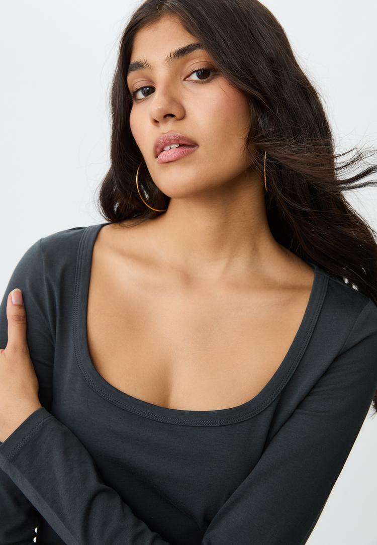 camiseta basica manga larga