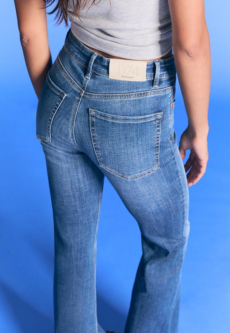jeans-schlaghose-im-slim-fit