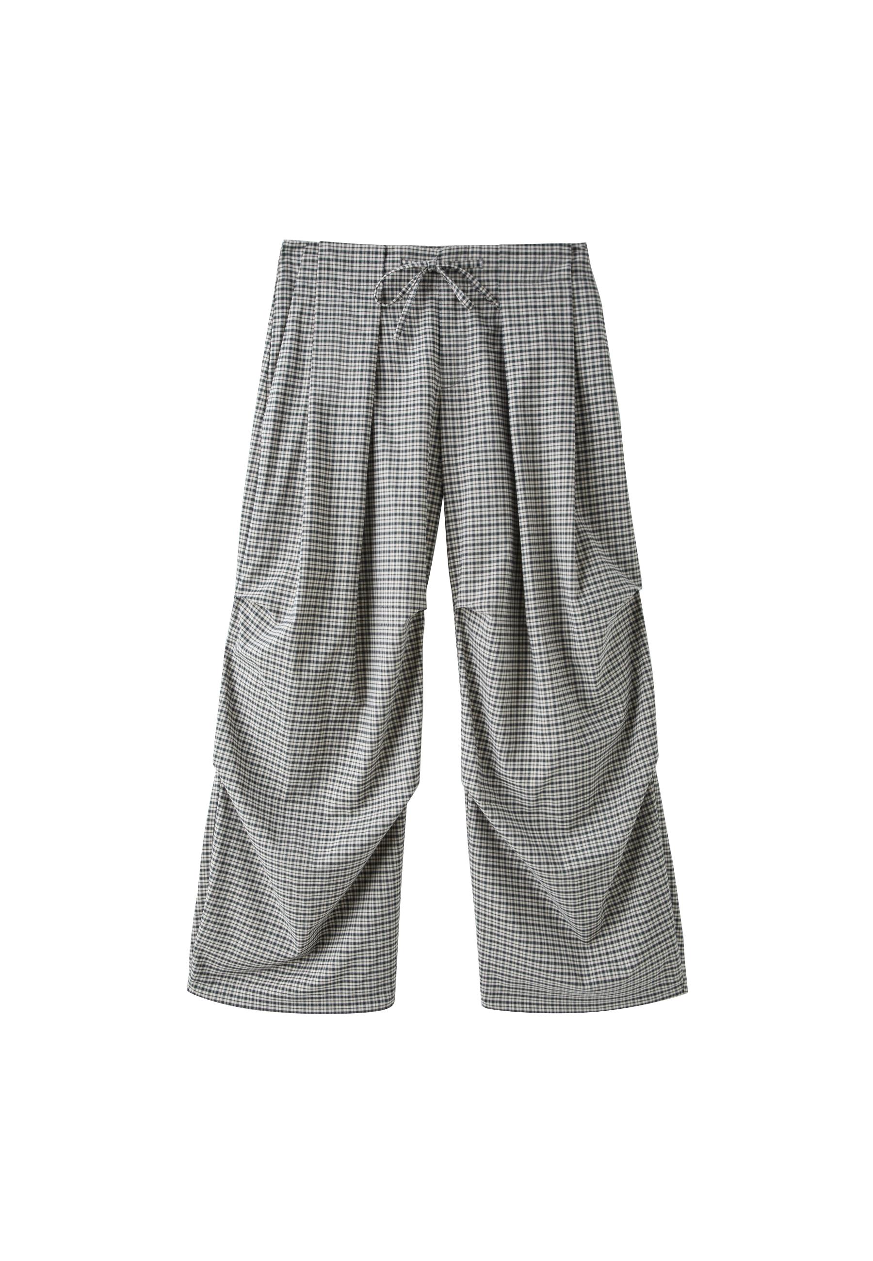 Technical check trousers with pleat detail — Black