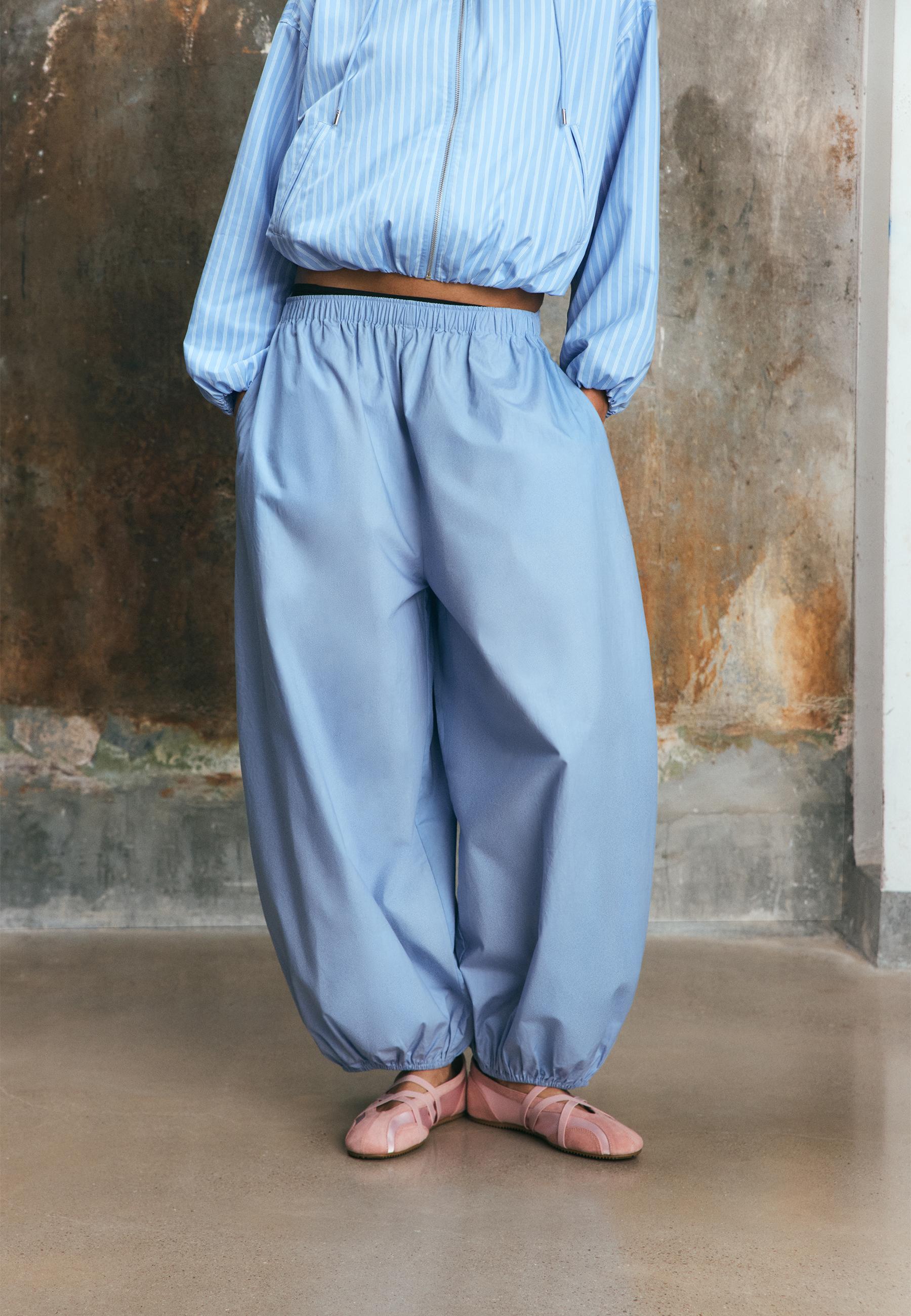 Printed voluminous trousers — Sky blue