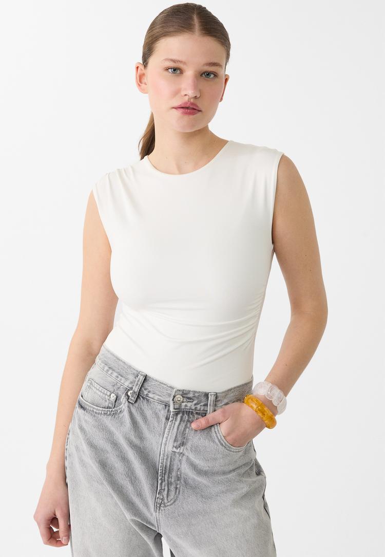 conjunto de 2 pulseiras elasticas em contraste