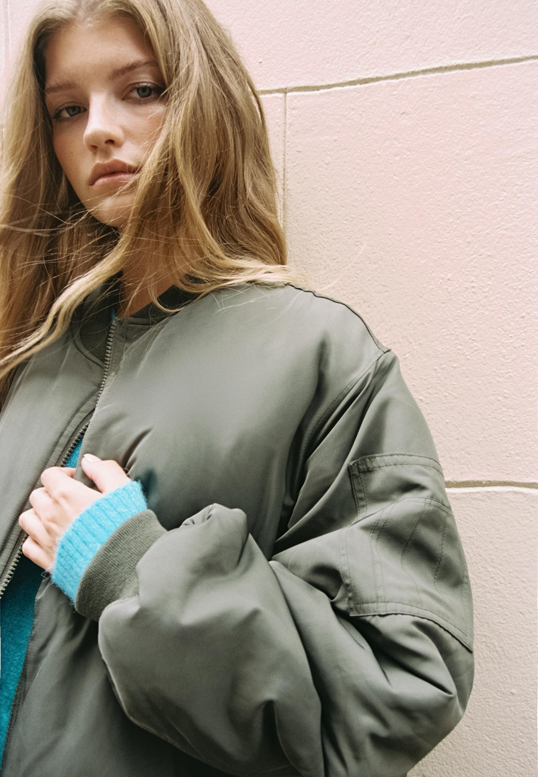 Oversize bomber jacket — Khaki