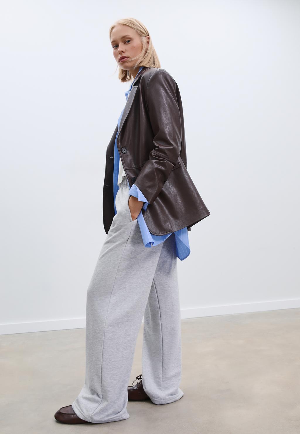 Pantalón jogger wide leg