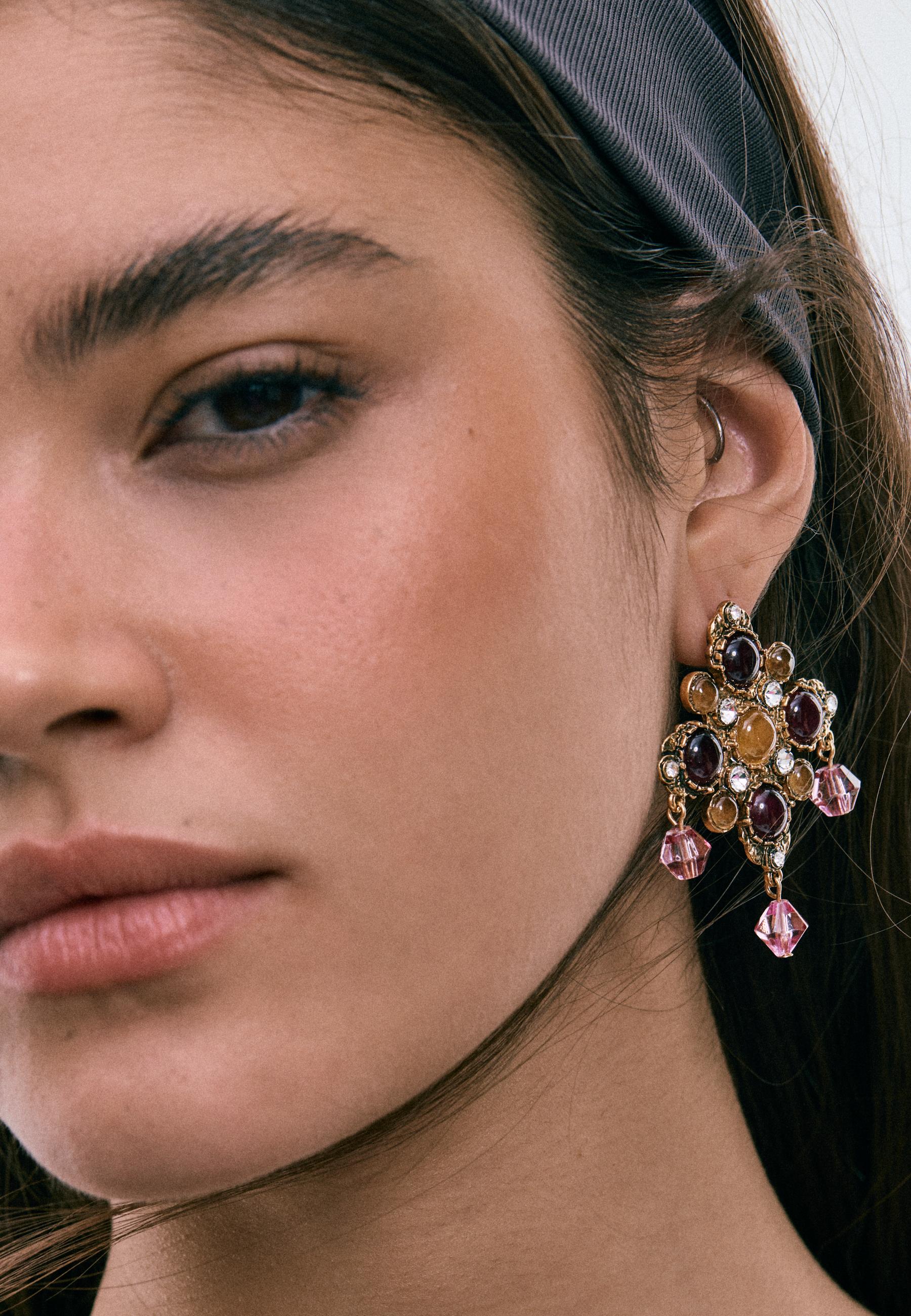 Jewelled cross earrings — Gold