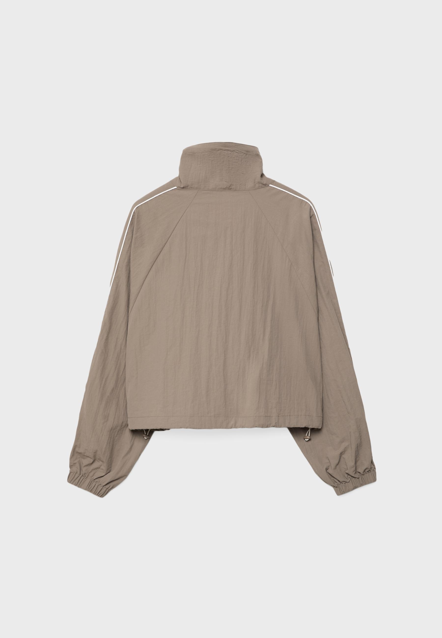 Technical windbreaker — Brown