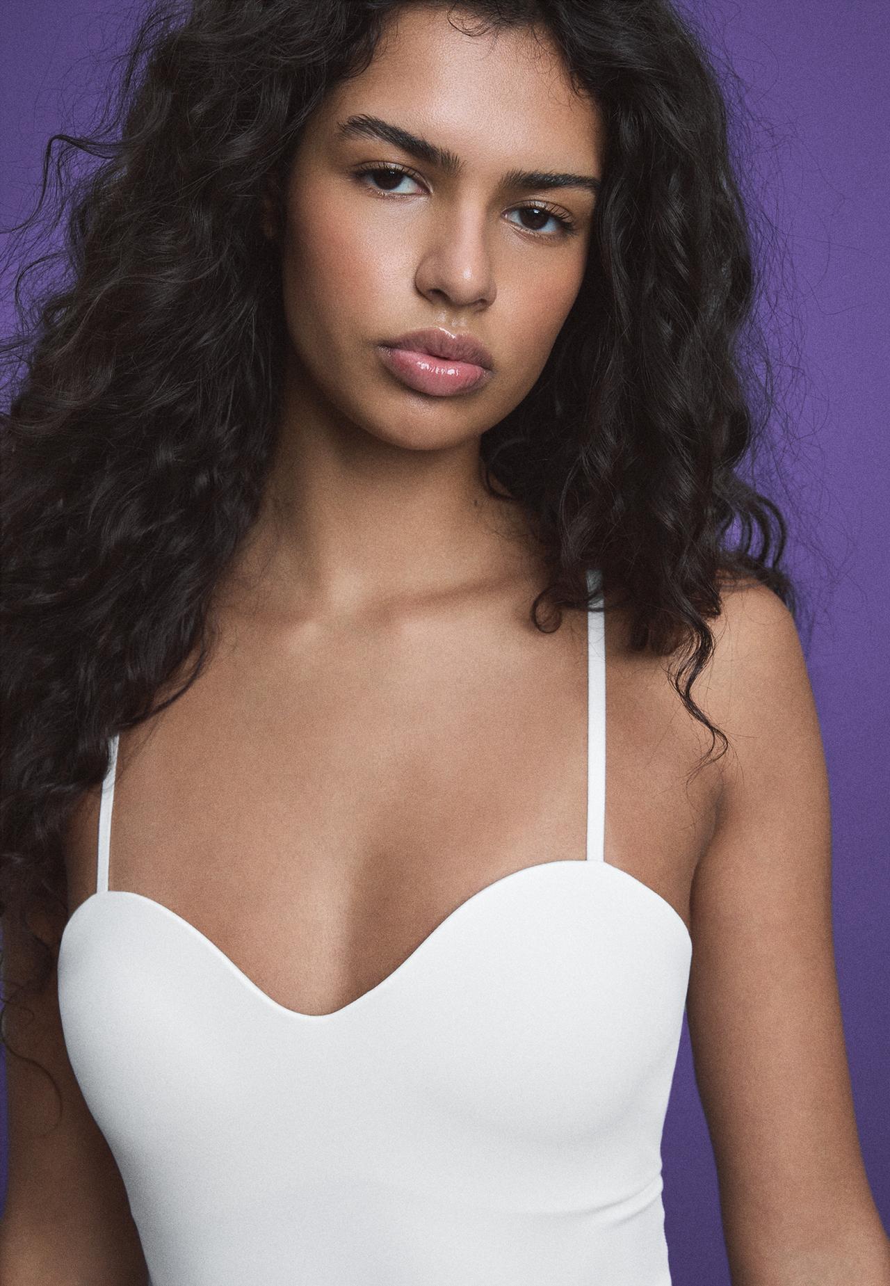 Sculpt cups bodysuit — Ecru