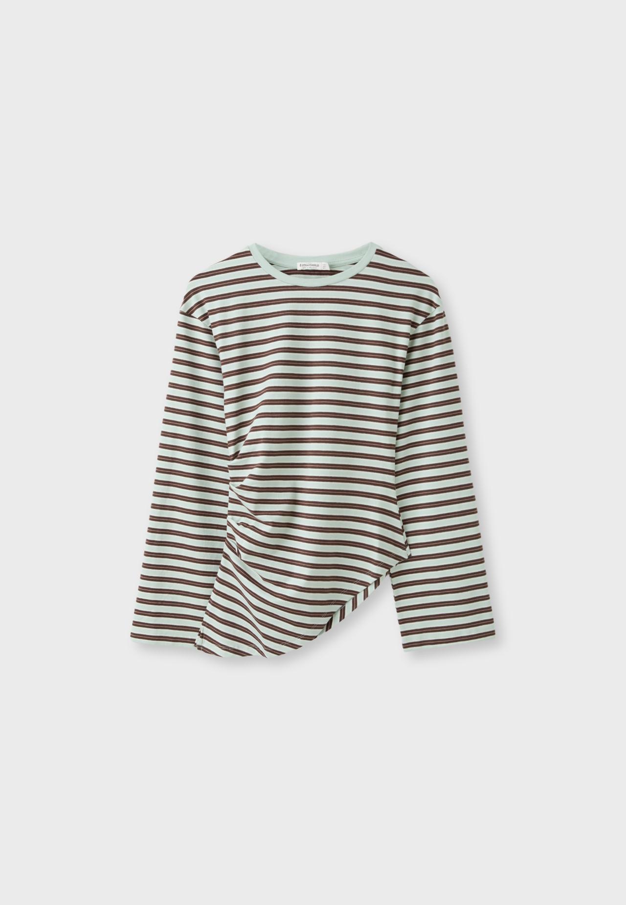 Asymmetric long sleeve striped T-shirt — Pastel green