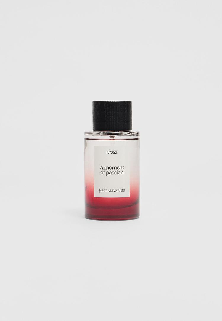 n052 a moment of passion eau de toilette