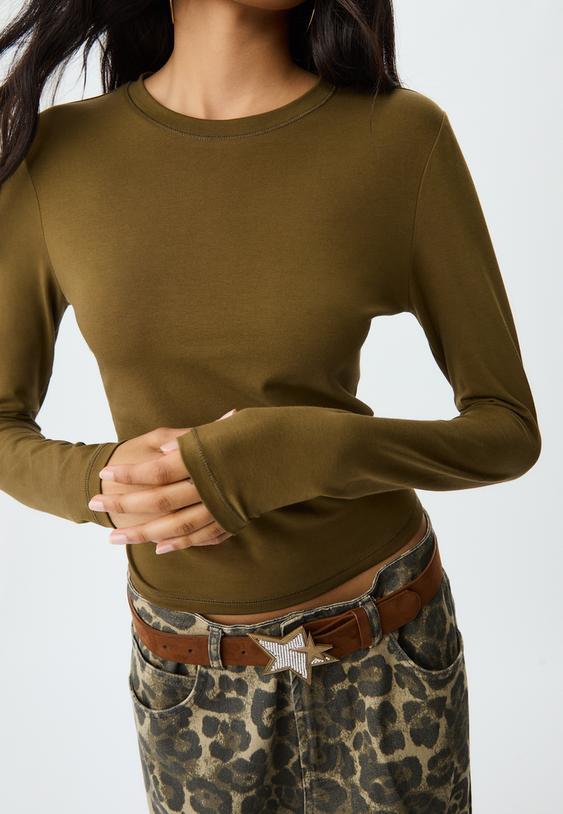 basic-tshirt-mit-rundausschnitt