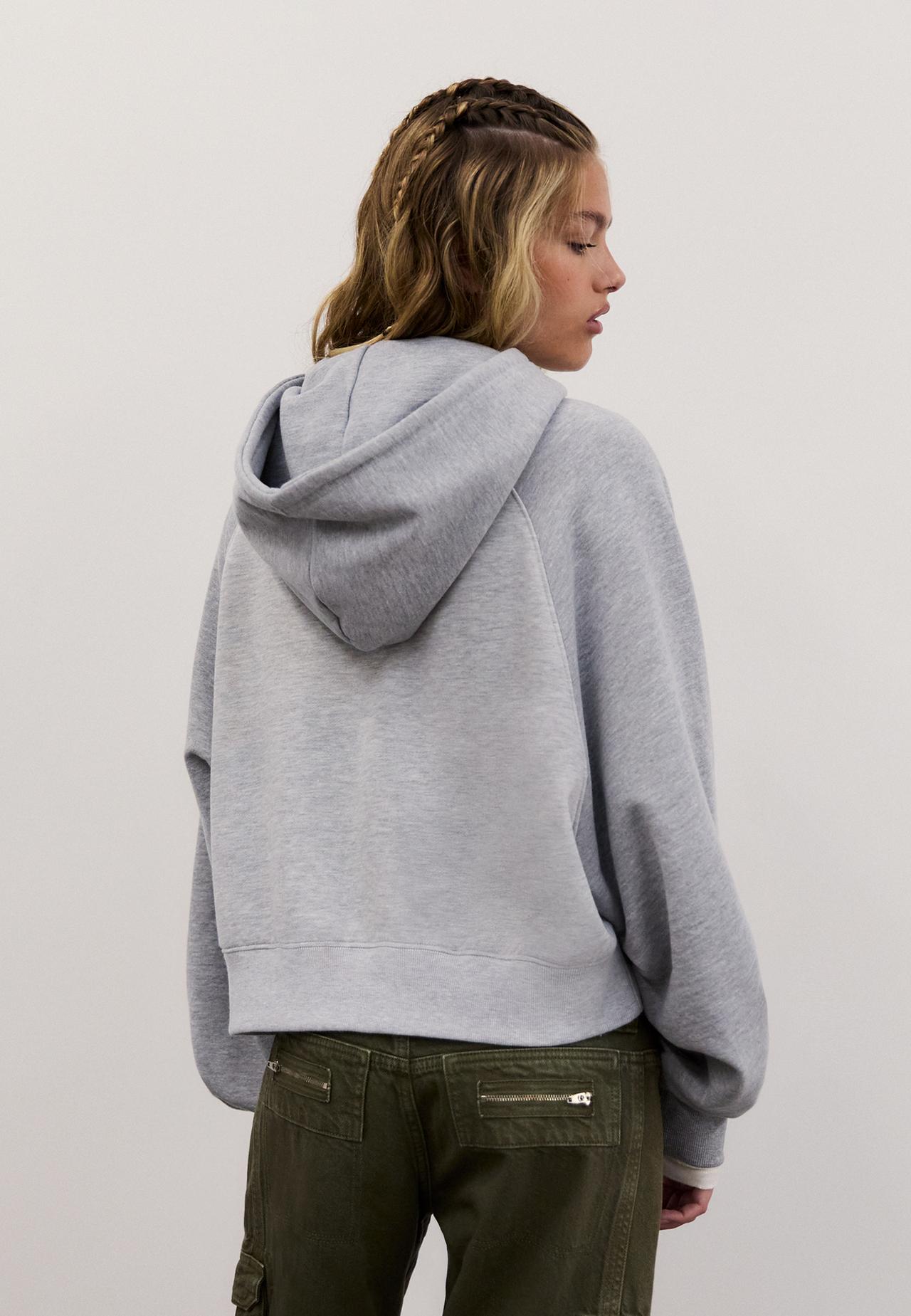 Positional contrast sweatshirt — Grey melange