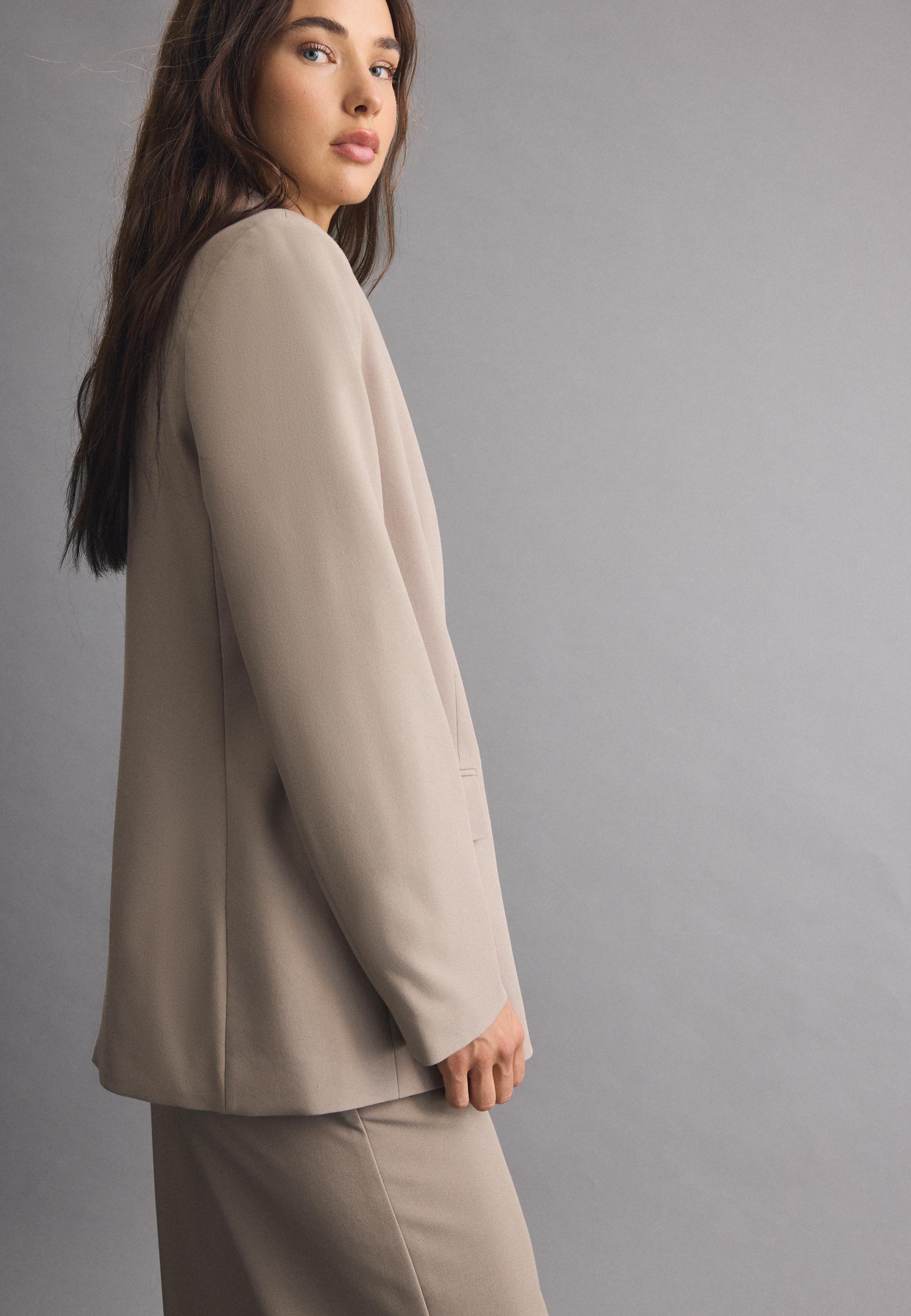Straight buttoned blazer — Brown