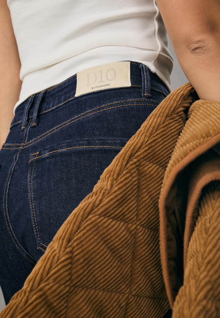 d10 jeans mom slim fit