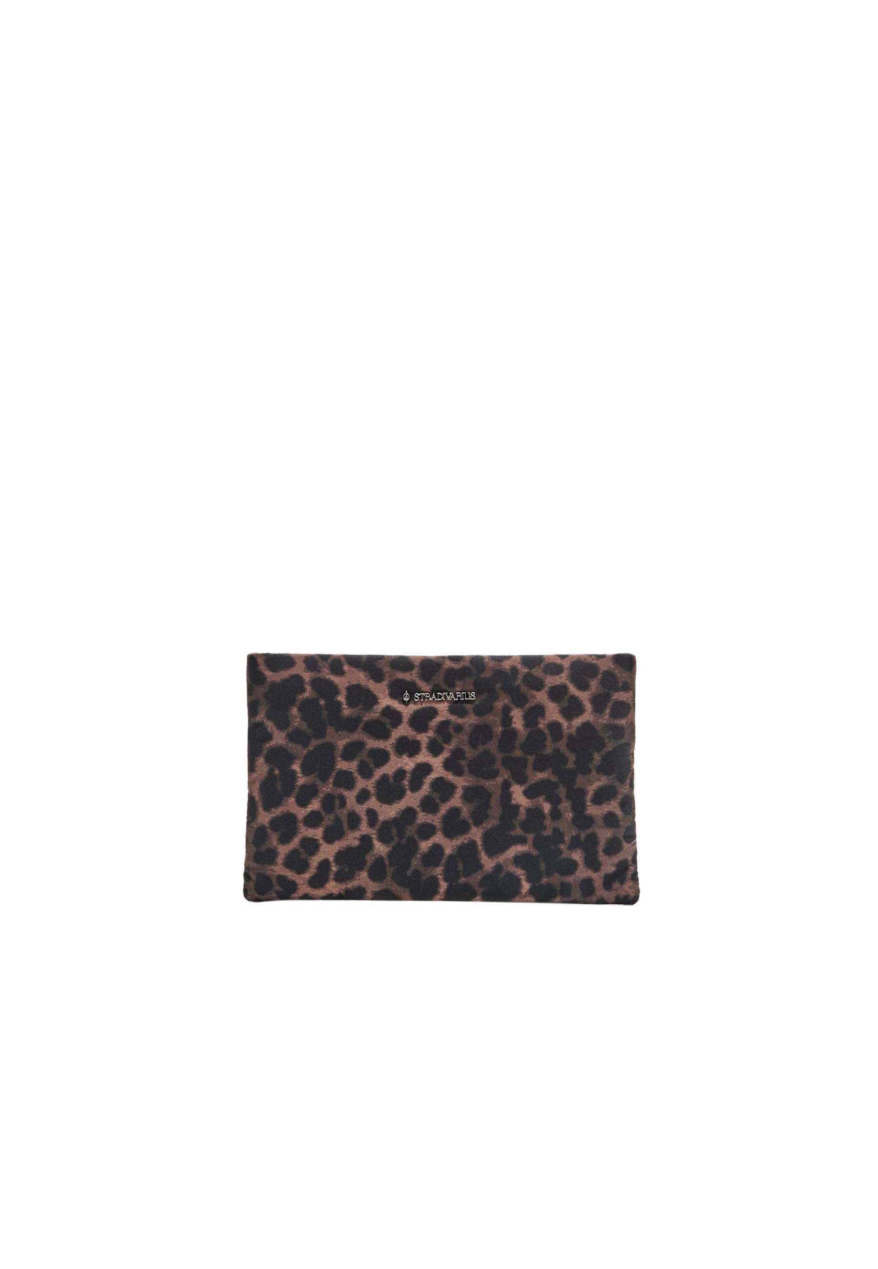 Leopard print toiletry bag with zip — Brown