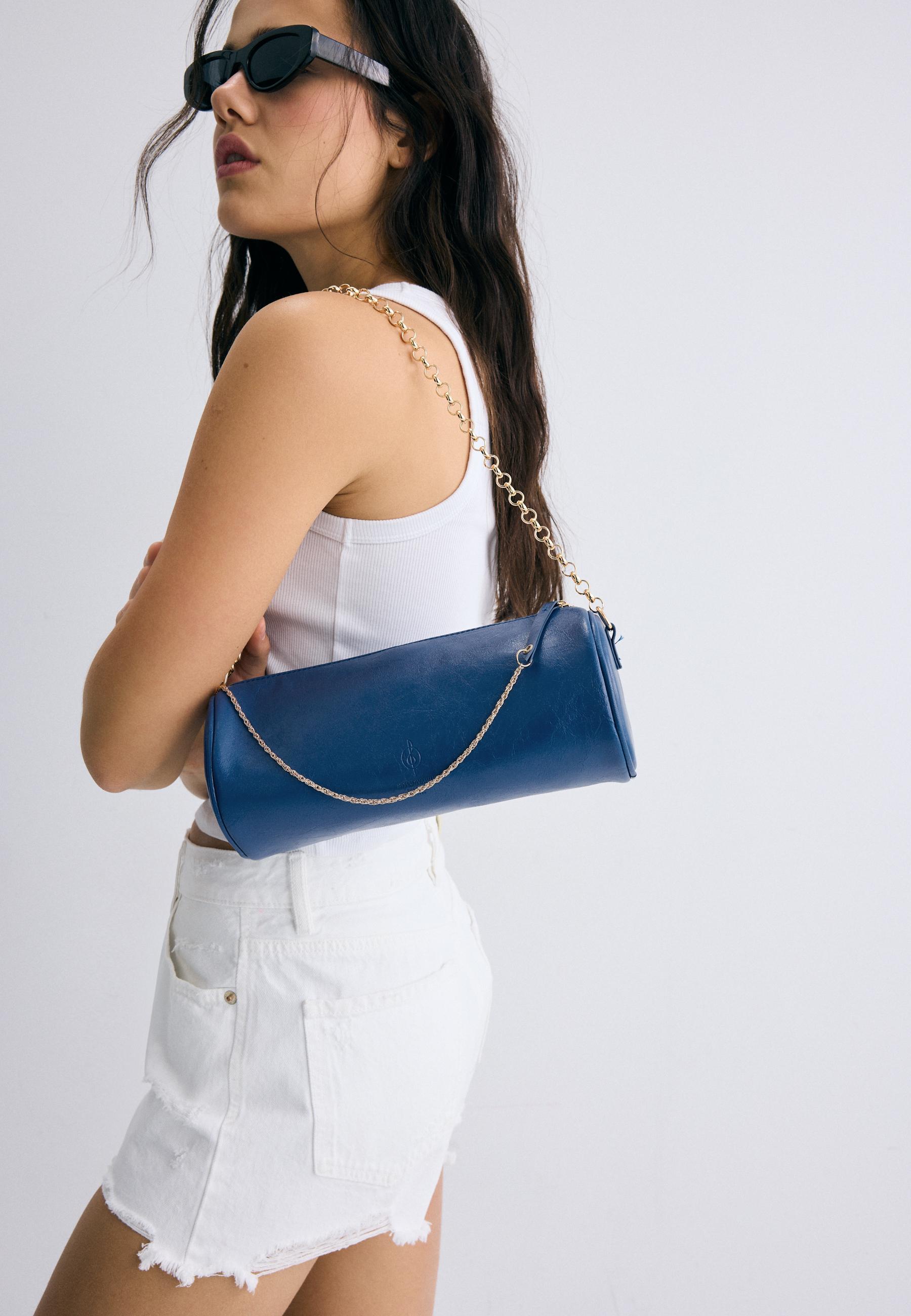Shoulder bag with chain handle — Blue