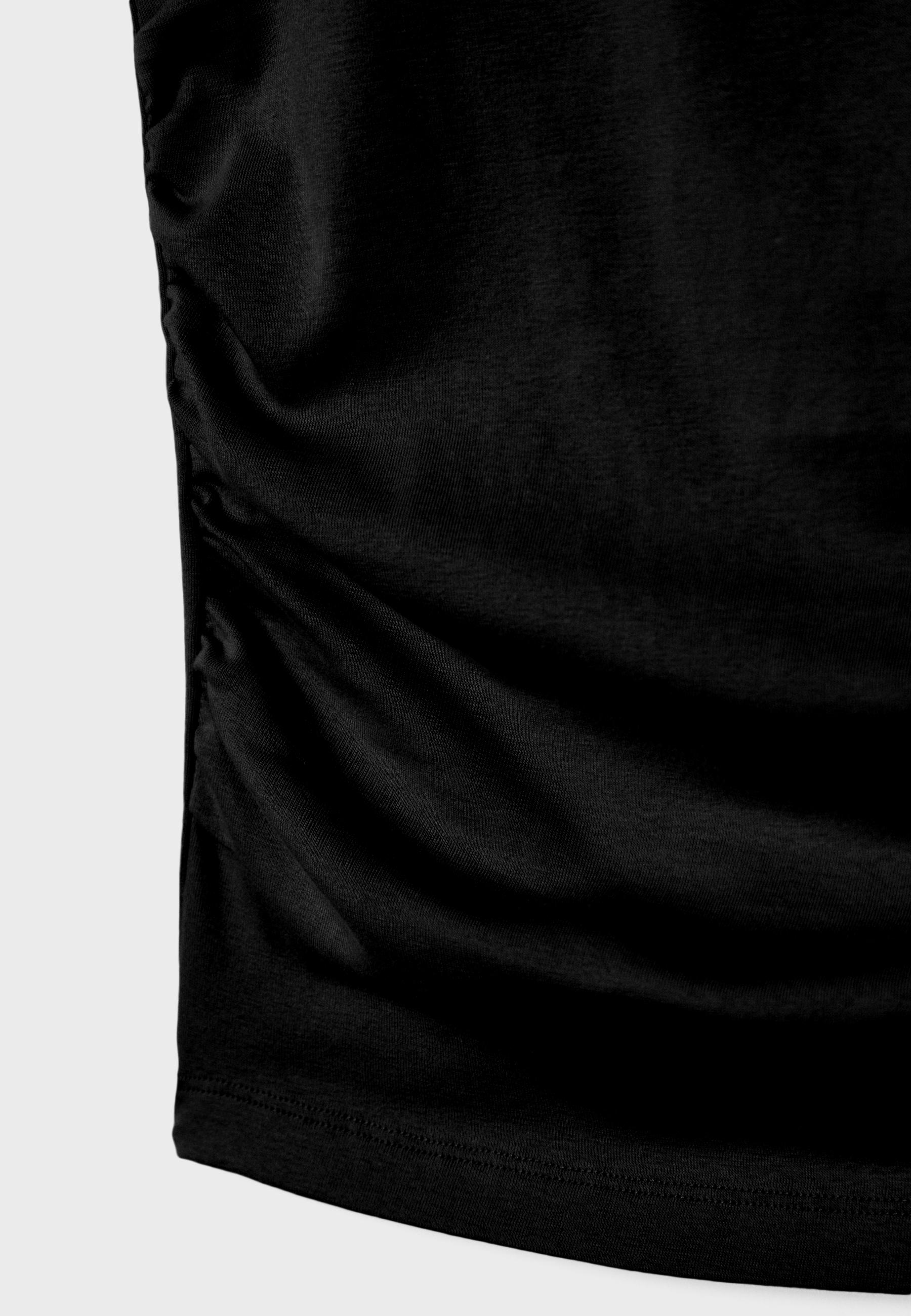 Basic Ruched Fitted T-Shirt — Black