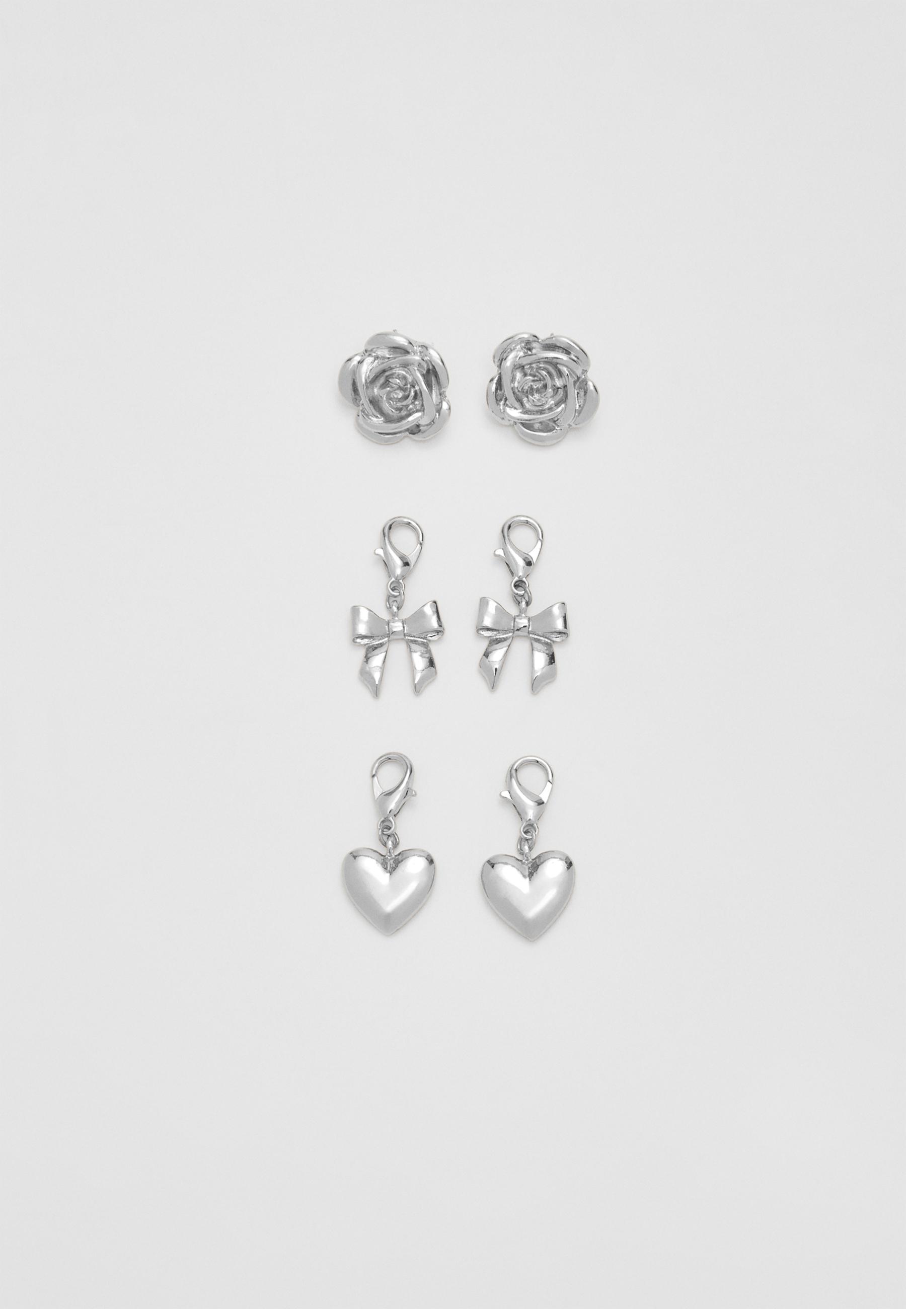 Set of 3 charms for trainers women s fashion stradivarius united